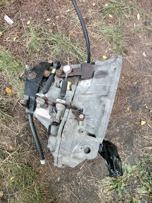 КПП коробка передач Trafic 2.0dci PF6010  Vivaro 2.0