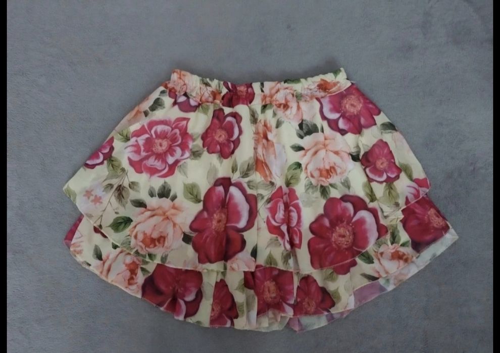 Nowa spódnica mini kwiatu 38 40