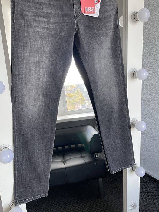 Джинси Diesel tapered fit 33x32