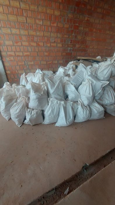 Демонтаж стяжки ,плитки Вивіз хламу