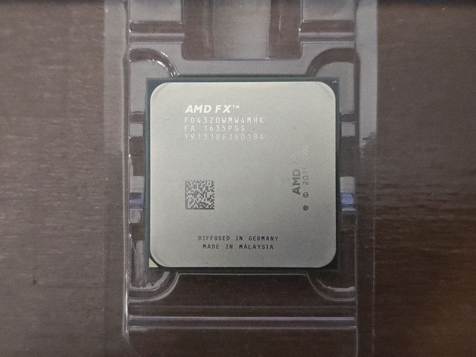 Процесор FX-4320 на сокет AM3+