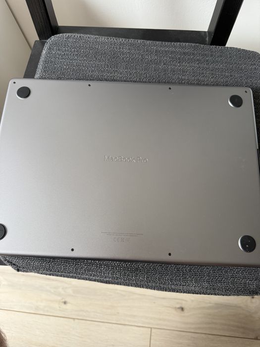 MacBook Pro 16” M2 Pro | 16 GB RAM | 1 TB SSD | Stan idealny | Tylko 4 cykle ładowania
