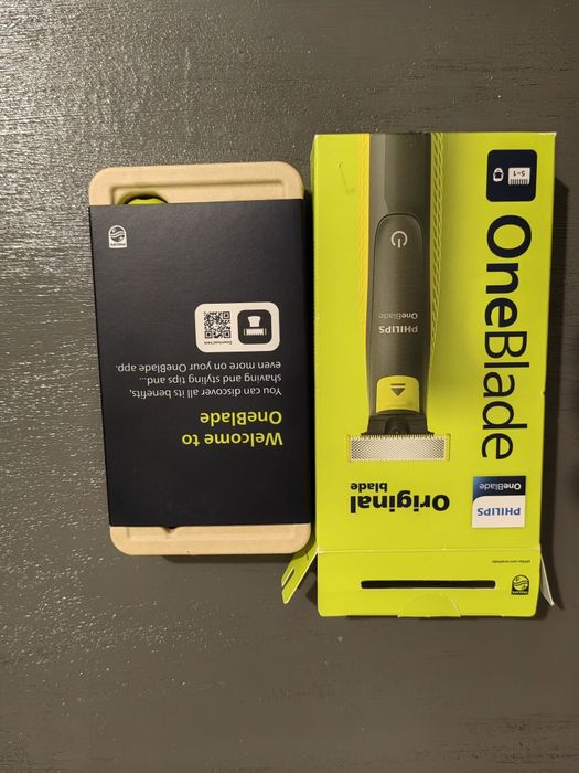 Електростанок Philips One blade.