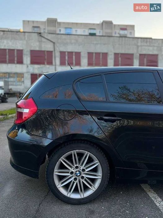 Автомобіль BMW 116D