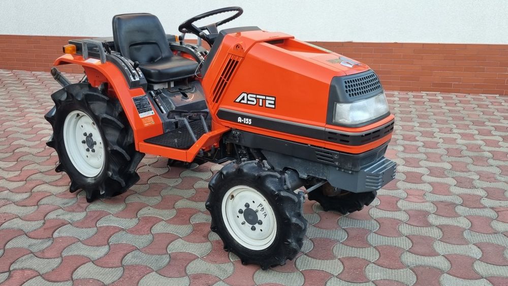 Kubota Aste A-155