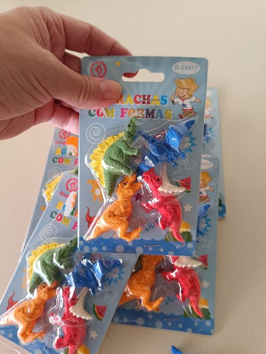 Set de borrachas dinossauro para festas, batizados, escola