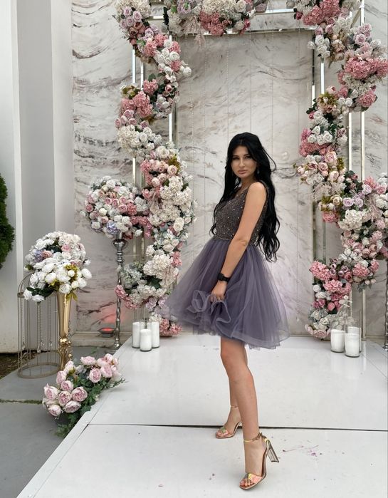 Платье на выпускной / свадьбу