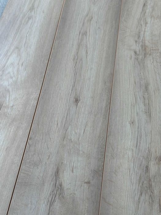 Ламінат по 380 грн. Ламинат 32 класу