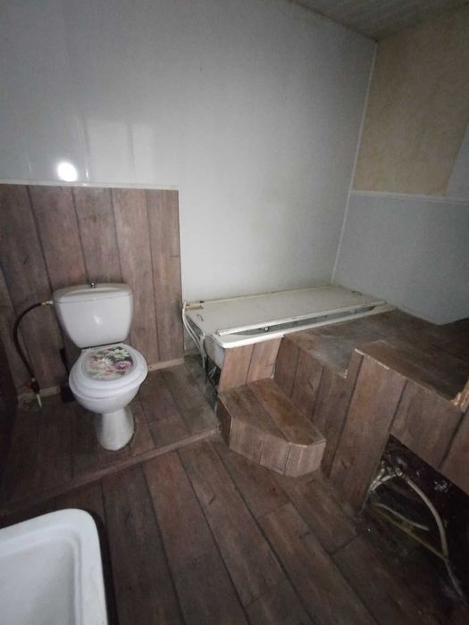 Продам будинок 70 м. кв. 18 соток. Підгородне