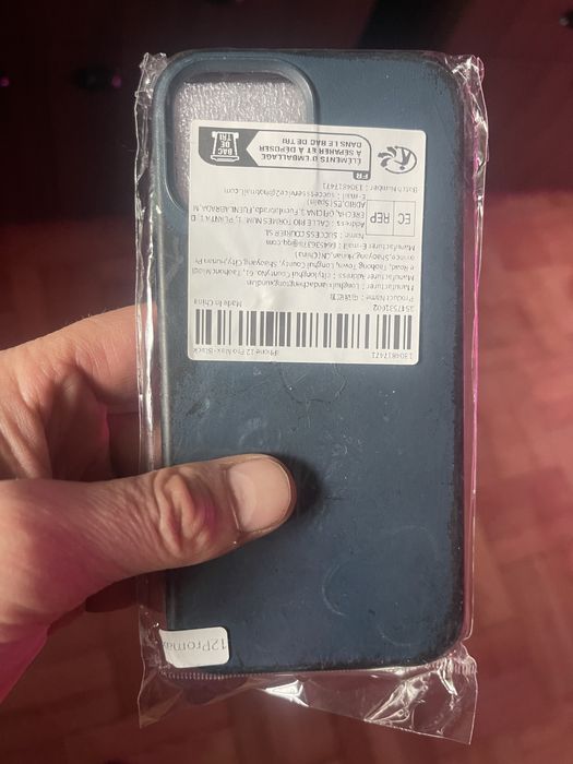 Etui do iPhon 12 Pro Max nowe