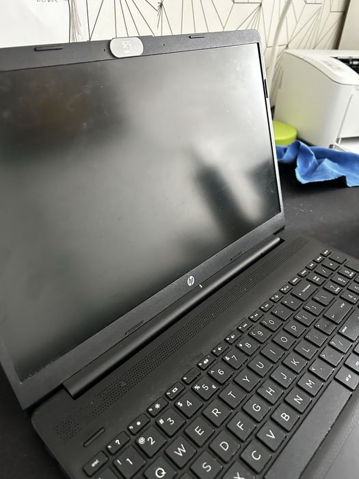 Laptop HP 15s-fq2032nw