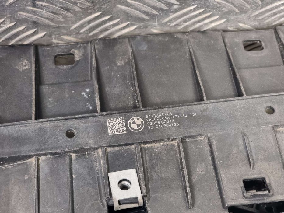 Bmw x3 g01 x4 g02 lci grill żaluzja roleta