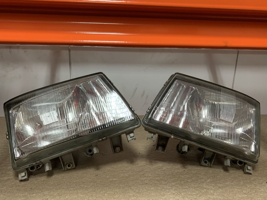 Farol Mitsubishi canter fuso 2007