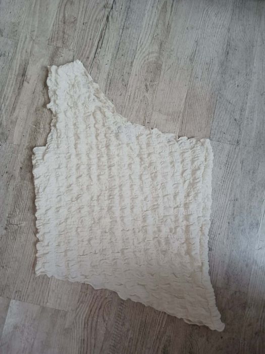 Bluzka na jedno ramię H&M