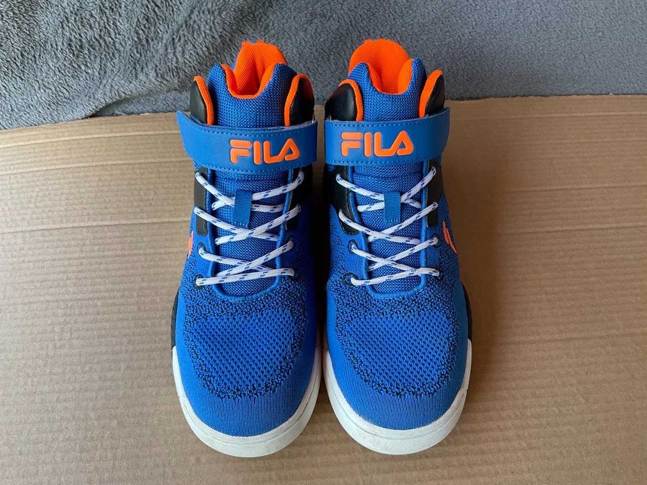Кроссовки FILA  39р