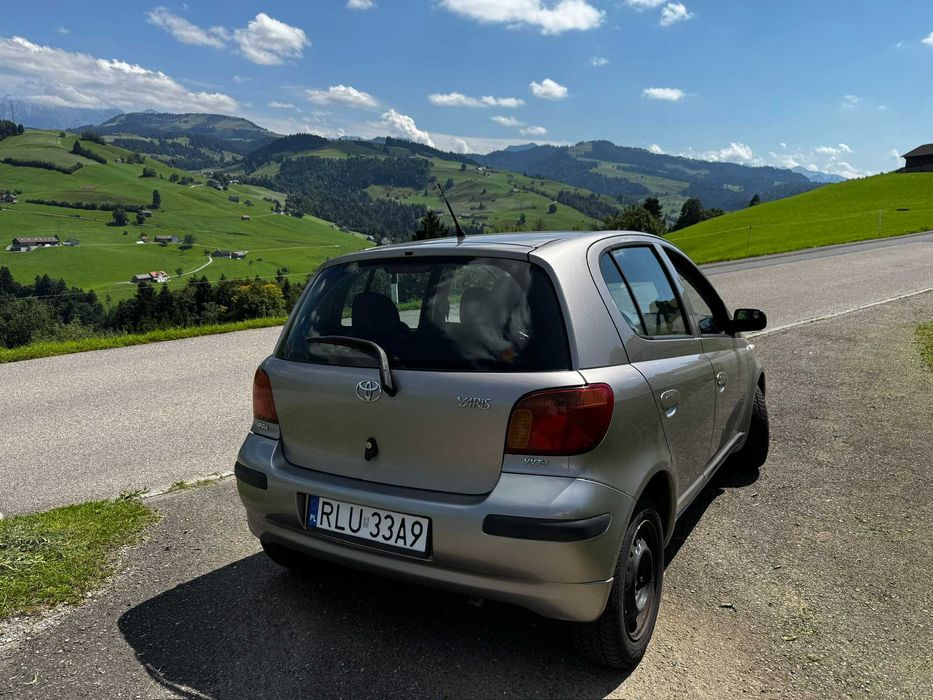 Toyota Yaris 1.0 benzyna 2003 lift