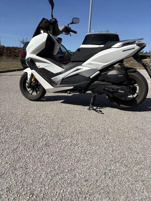 Vendo scooter vieste 125CC