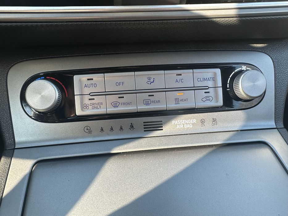 Продам Hyundai Kona Electric