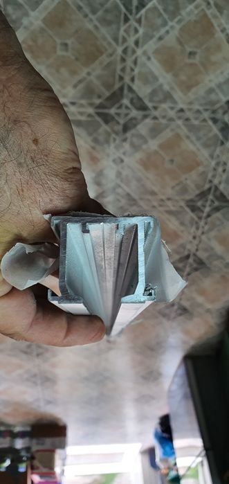 Направляющая для раздвижных систем