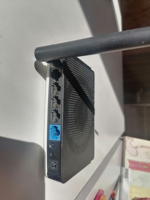 Роутер Netis WF2411R