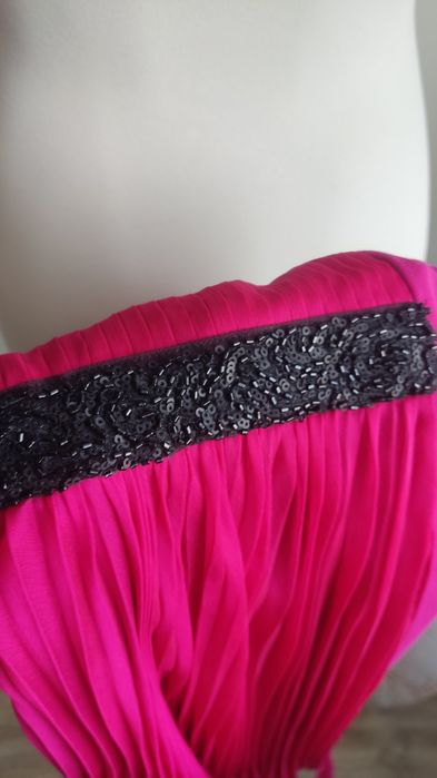 Molton sukienka z plisowanym + błyszczących koralików 36 38