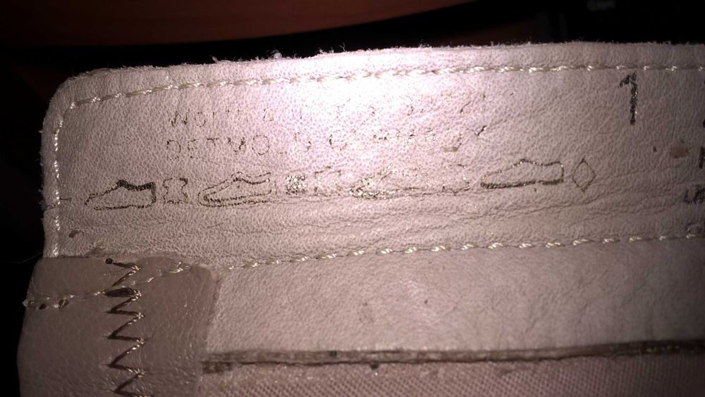 Новые кожаные ботинки от NEWD.Tamaris (Германия)! узкая стопа, 41/27см