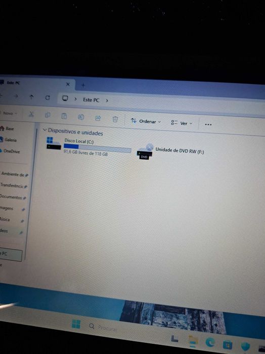 Portátil ASUS | Intel Core i3 | 4GB RAM | 120GB | Win 11 Pro