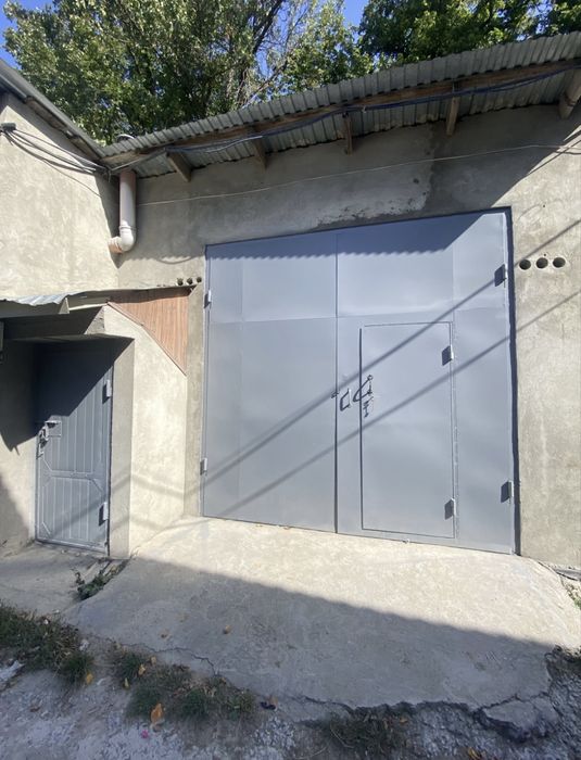 Здам гараж під буса