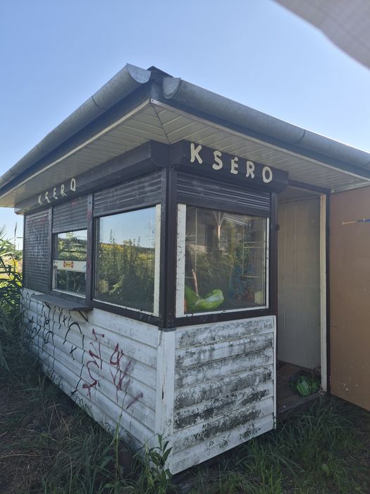 Garaż Kiosk magazyn stróżówka