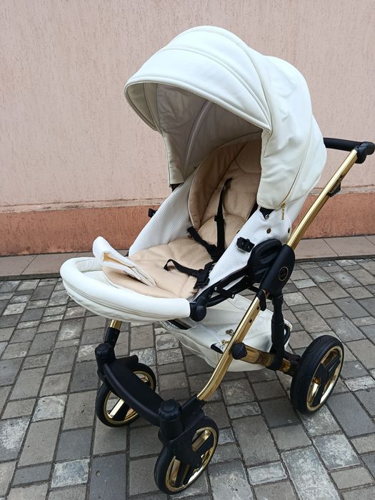 Продам Универсальная коляска 2 в 1 Junama Diamond S-Line/Individual