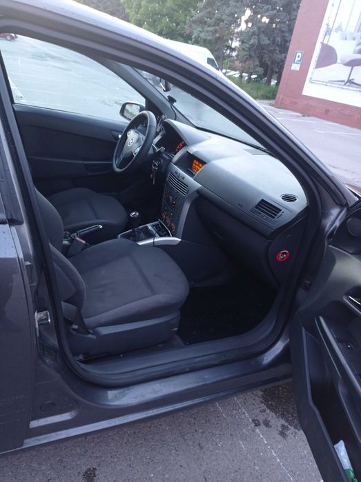 Продам авто свіжо пригнане , тільки пригнане з-за кордону .