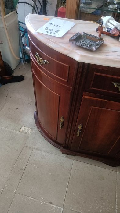 Móvel de entrada  tipo aparador