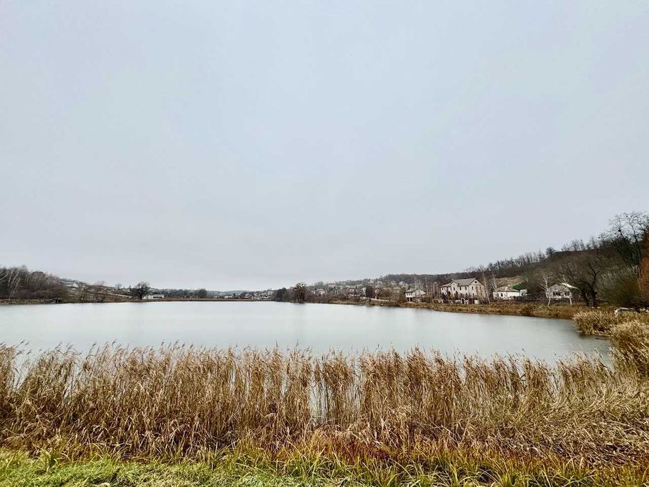 Двохфасадна кутова земельна ділянка для будівництва комплексу с.Хотів!