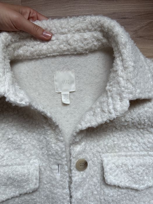 Куртка сорочка молочна тедді від бренду H&M