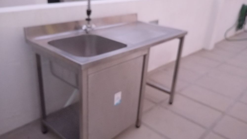 Bancada de lavagem inox