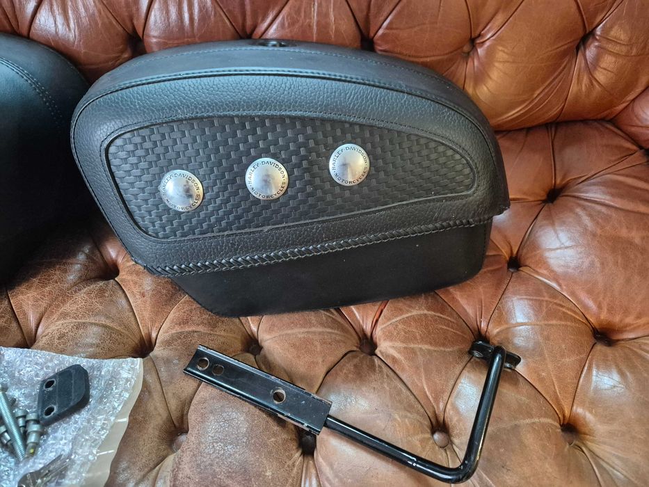 Malas Harley Davidson softail deluxe com chaves e parafusos.
