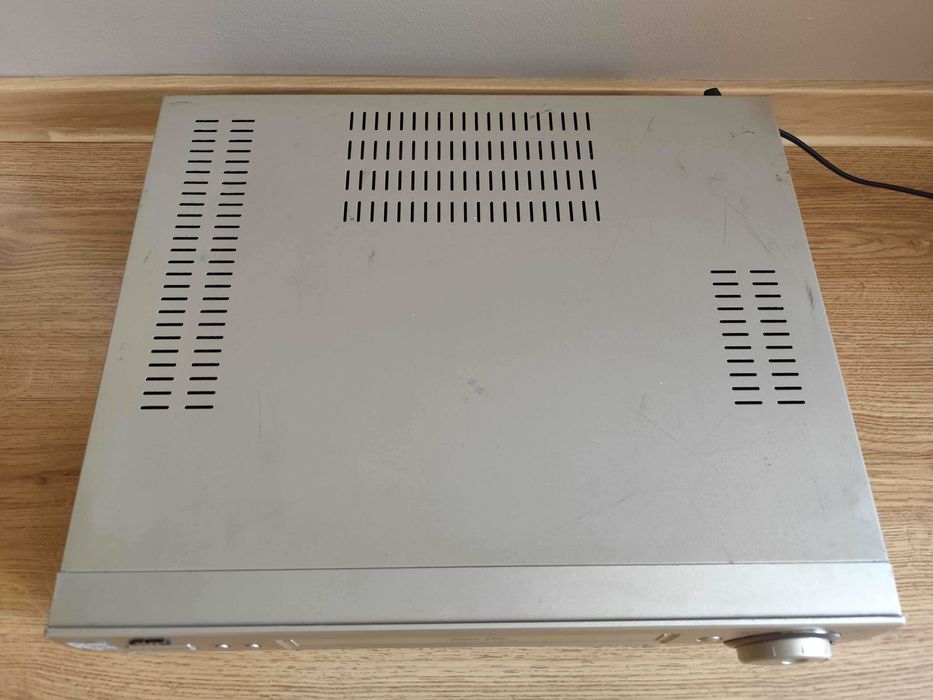 Magnetowid Super VHS JVC HR-S7500