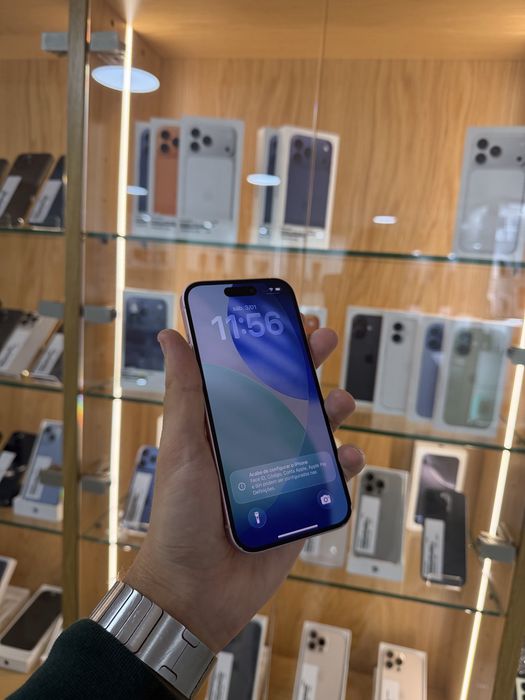 IPHONE 15 128GB COMO NOVO
