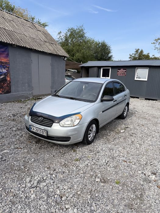 Hyundai Accent 2009 1.4 газ/бенз
