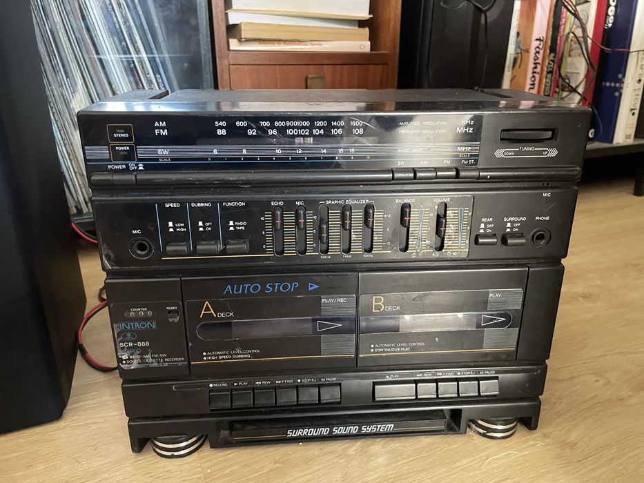 Aparelhagem pequena intron radio e cassete