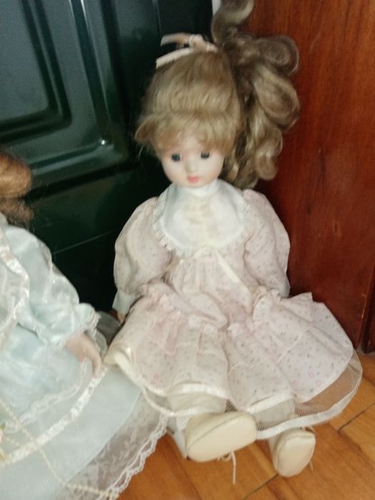 Bonecas de porcelana antigas