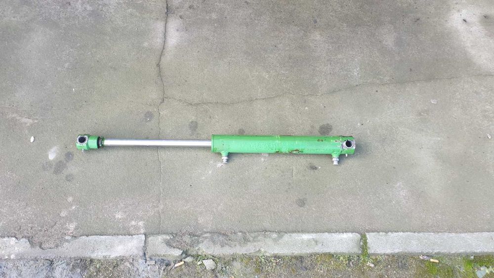 Siłownik hydrauliczny 64/106 Citan Cirrus [1485]