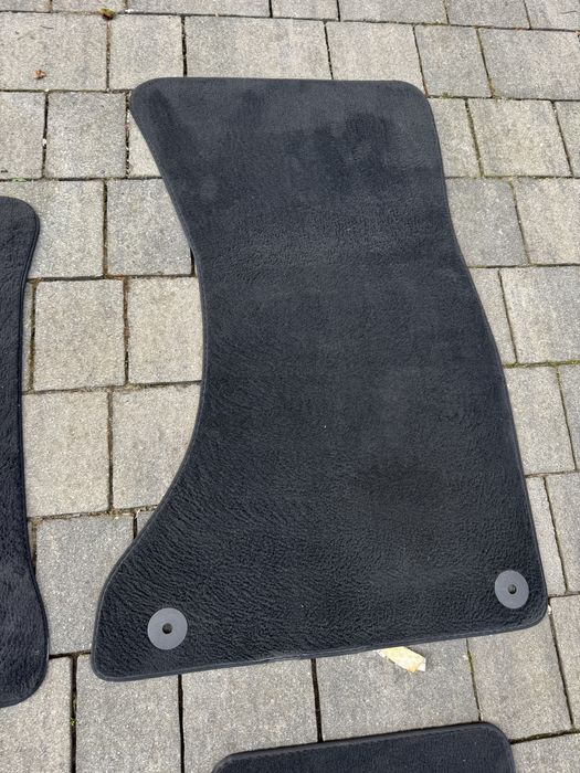 Wycieraczki dywaniki Audi A4 B7