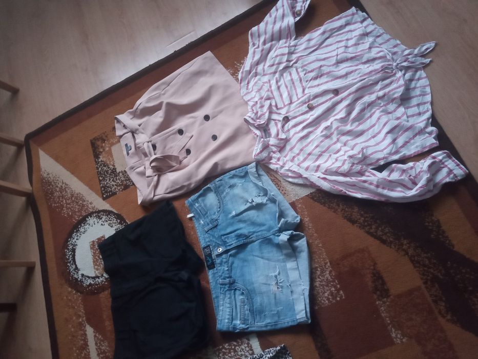 (4) Zestaw ubrań damskich rozm 44