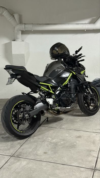 Kawsaki z900 dois mil e vinte