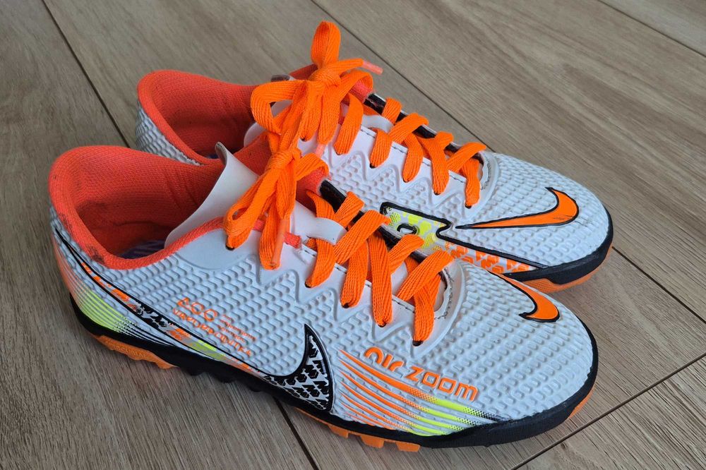 Buty Nike Air zoom Mercurial roz. 35
