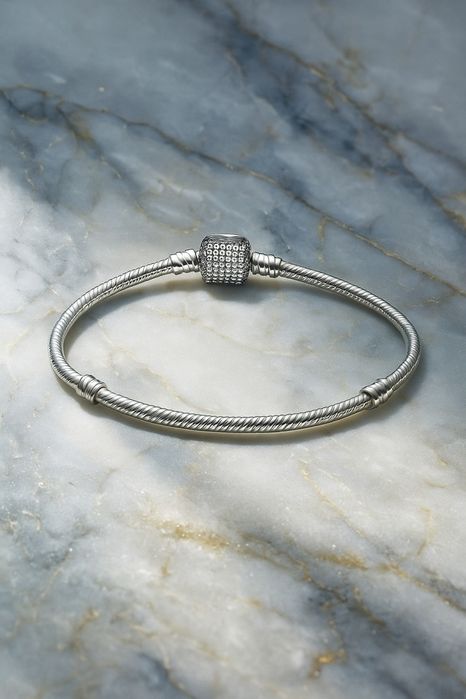 Promocja srebrna bransoletka Pandora moments 19cm do Pandora charms