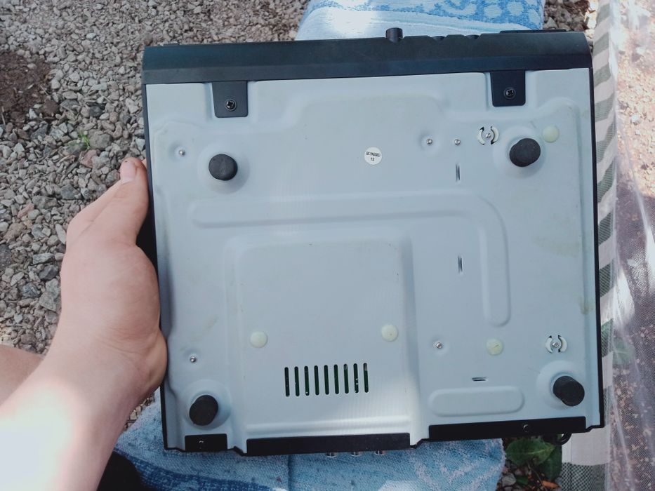 dvd проігрователь Saturn