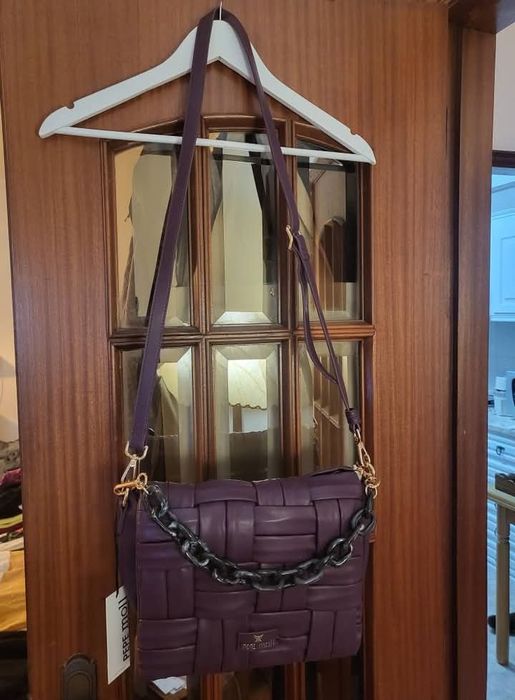 Vendo carteira de mulher urgência