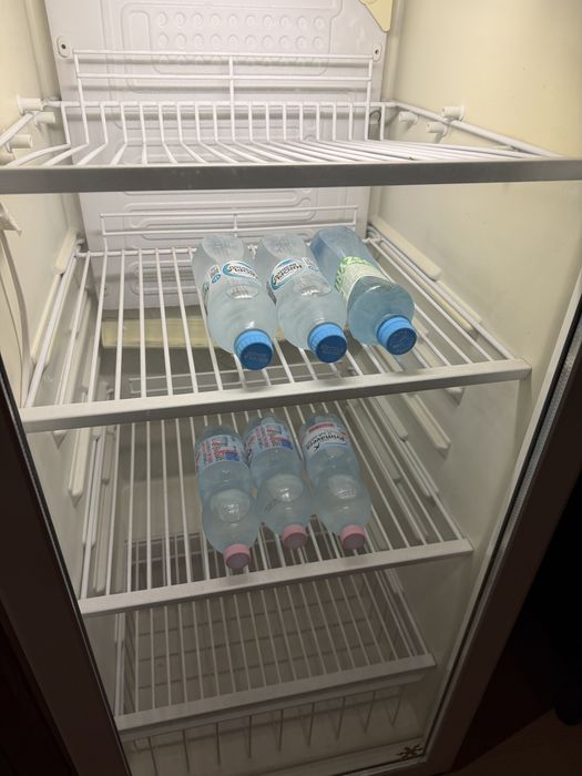 Lodówka przeszklona